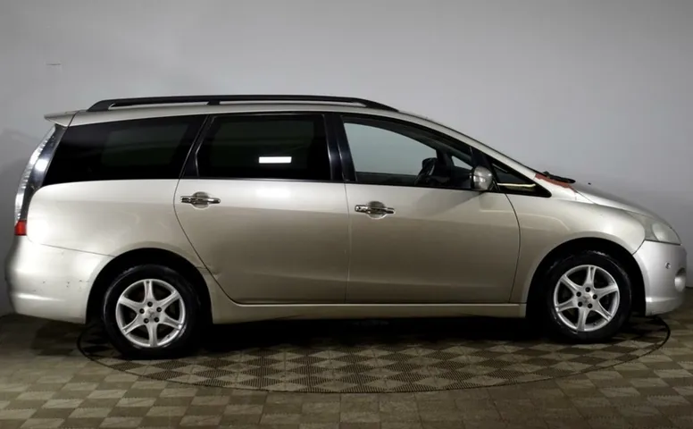Mitsubishi Grandis