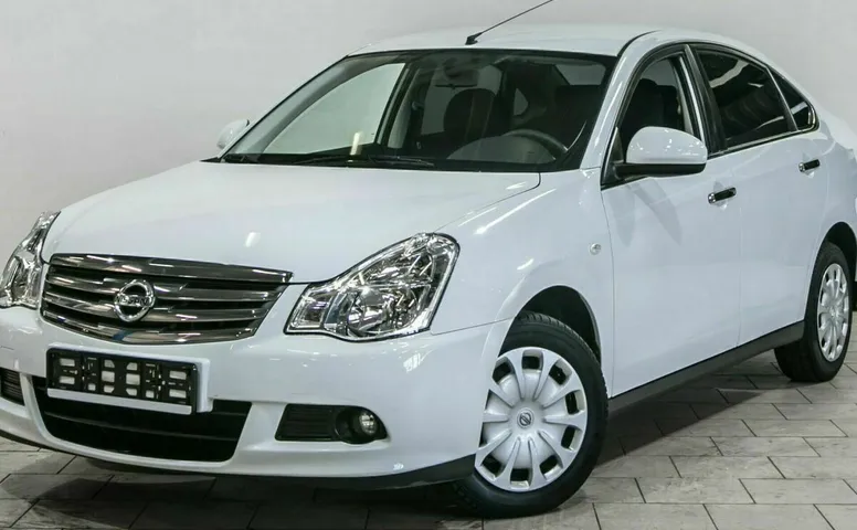 Nissan almera