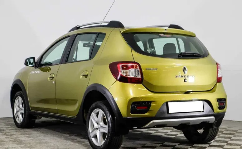 Renault sandero stepway робот 2015 с пробегом 69 723 км