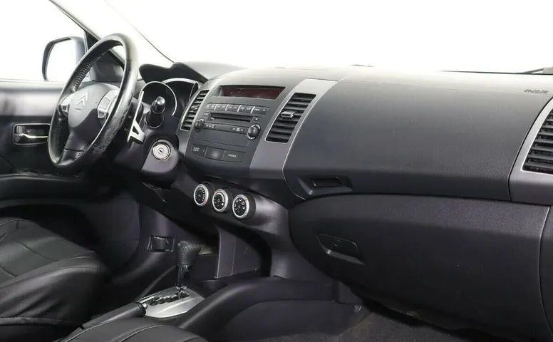 Citroen C-Crosser I