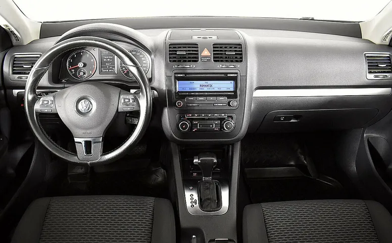 Volkswagen Jetta V