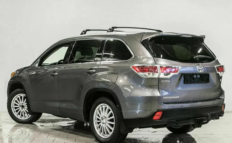 Toyota highlander