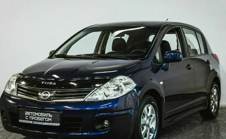 Nissan tiida