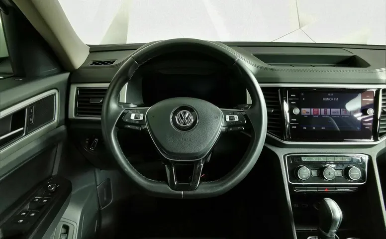 Volkswagen Teramont 2.0T AT 4Motion (220 л.с.) Status Белый