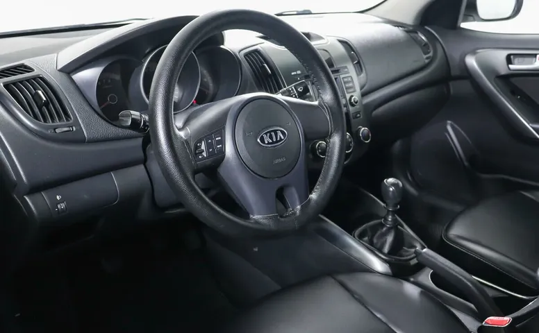 Kia Cerato 1.6 МКПП