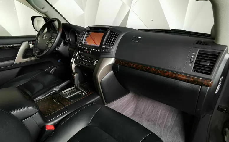 Toyota Land Cruiser 4.7 4WD AT (288 л.с.) Люкс Серый