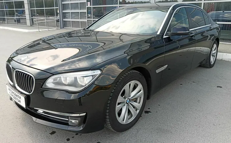 BMW 7ER 740Li xDrive 3.0 AT (320 л.с.) 4WD
