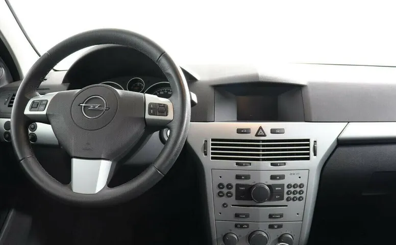 Opel Astra H Рестайлинг