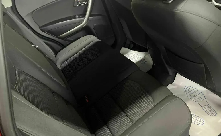 Faw besturn x80 i рестайлинг