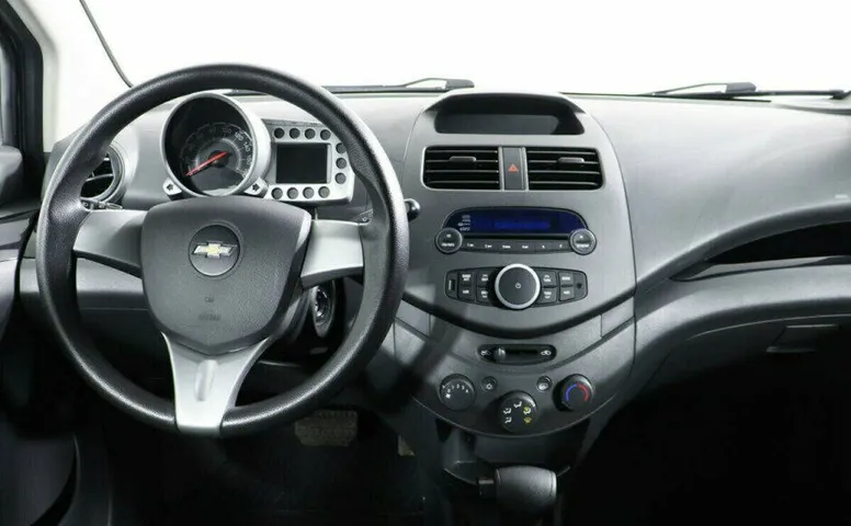 Chevrolet Spark 1.0 Автомат