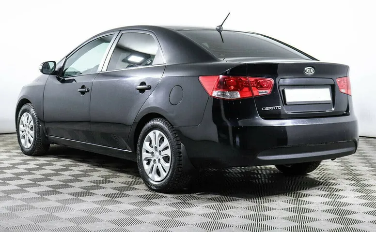 Kia Cerato II