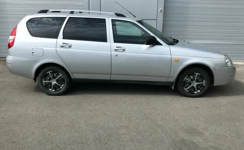 LADA (ВАЗ) 2170 1.6 MT (98 л.с.)