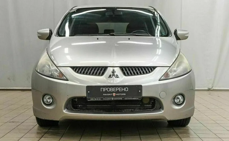 Mitsubishi grandis