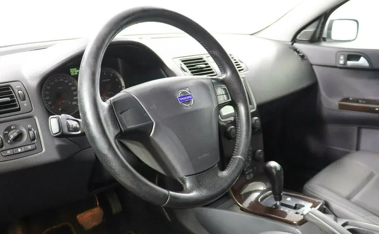 Volvo S40 II