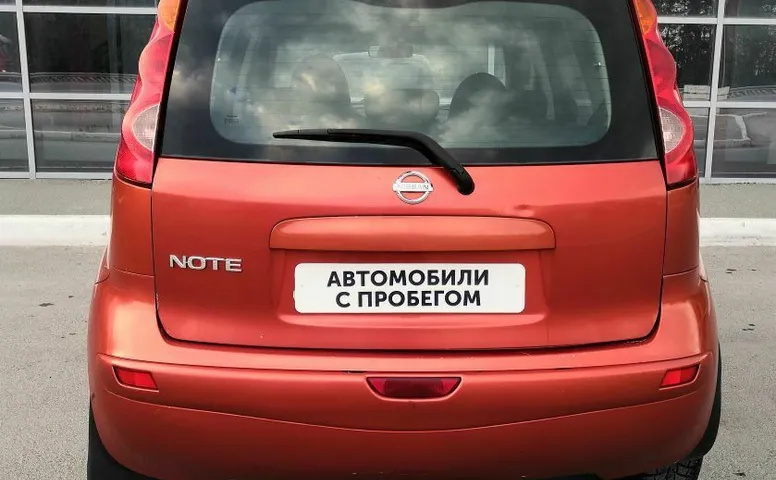 Nissan NOTE 1.4 MT (88 л.с.)