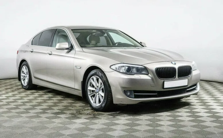 BMW 5 серия 2.0 Автомат