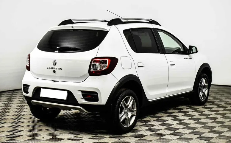 Renault sandero stepway cvt 2021 с пробегом 12 030 км