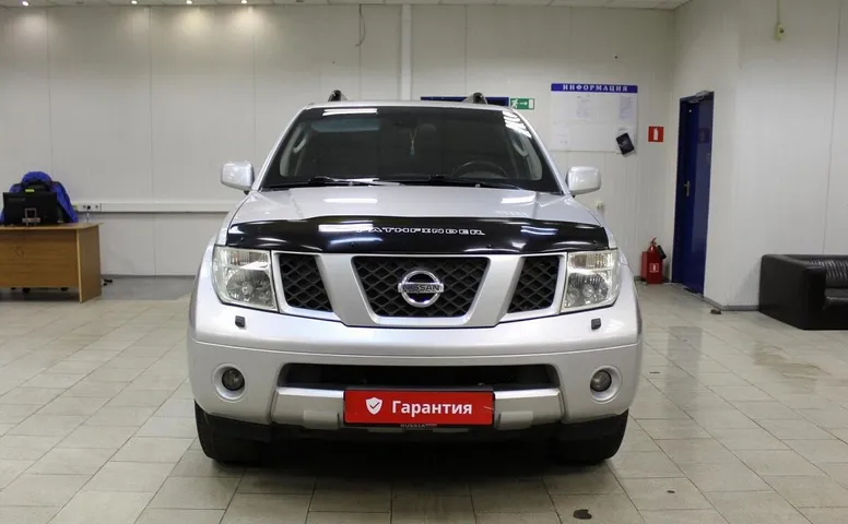 Nissan Pathfinder III