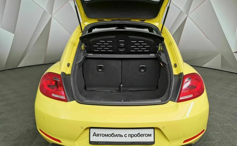 Volkswagen Beetle 1.2 TSI BlueMotion DSG (105 л.с.) Жёлтый
