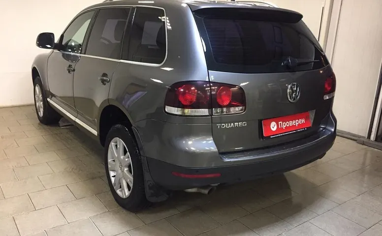 Volkswagen Touareg I Рестайлинг