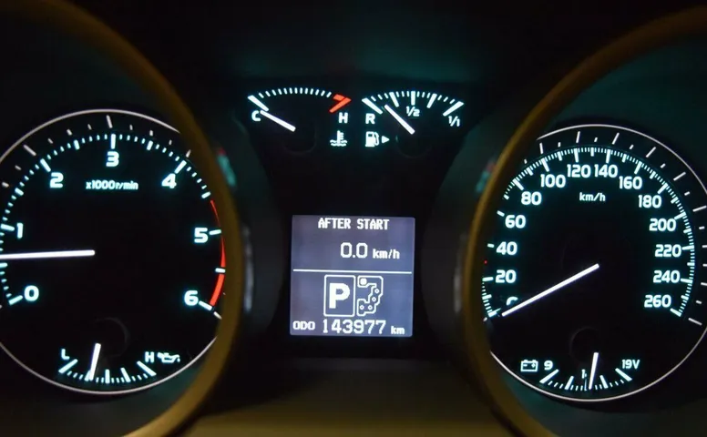 Toyota land cruiser 200 series