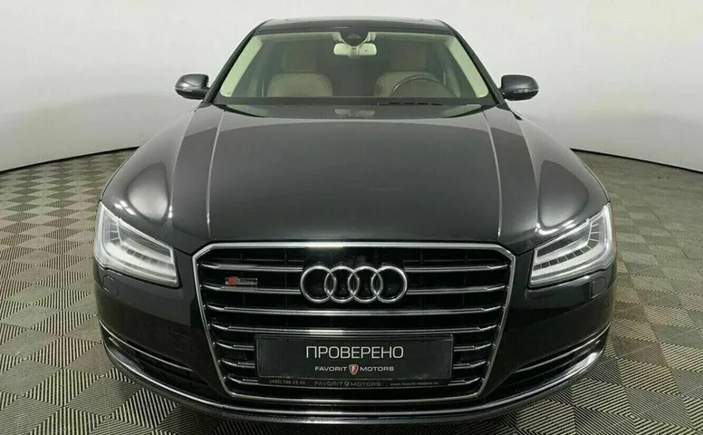 Audi a8