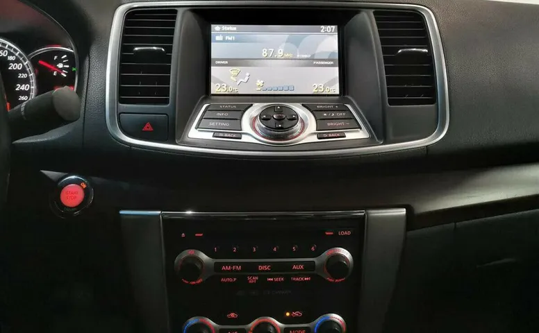 Nissan teana