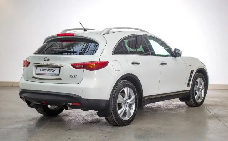 Infiniti FX