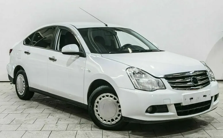 Nissan almera