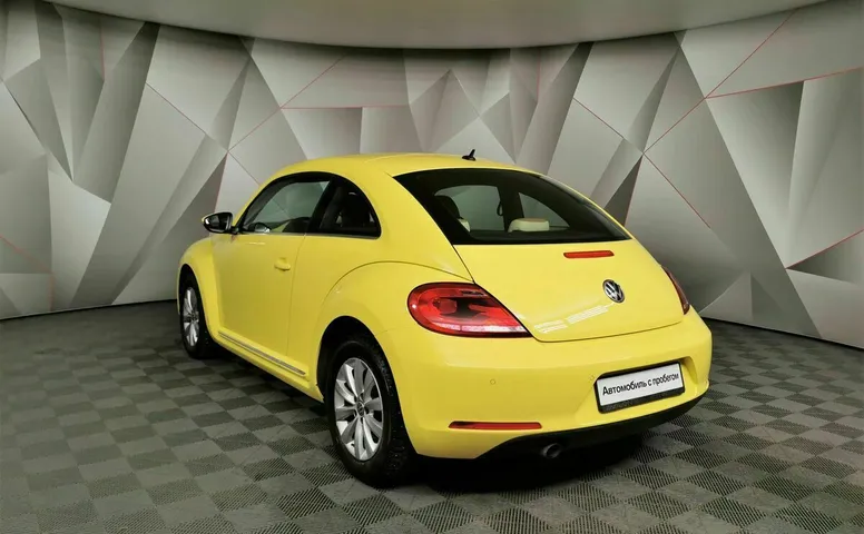 Volkswagen Beetle 1.2 TSI BlueMotion DSG (105 л.с.) Жёлтый