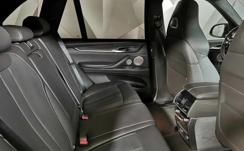 BMW X5 M 4.4 xDrive Steptronic (575 л.с.) Черный