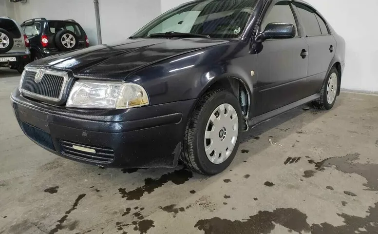 Skoda OCTAVIA 1.6 MT (102 л.с.)