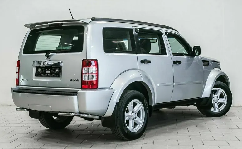 Dodge nitro