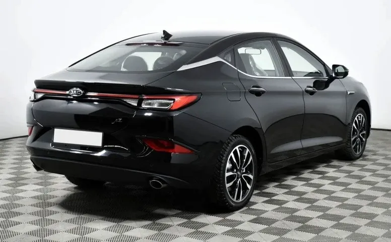 JAC J7