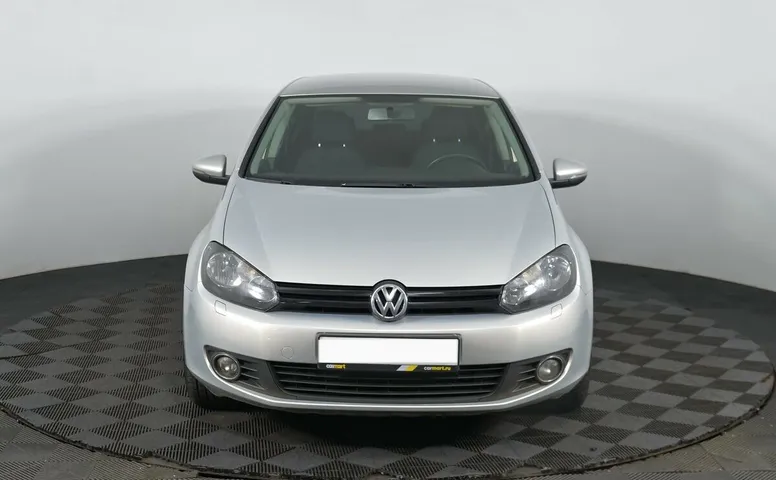 Volkswagen Golf VI