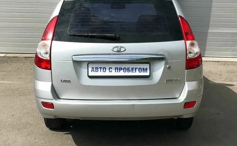 LADA (ВАЗ) 2170 1.6 MT (98 л.с.)