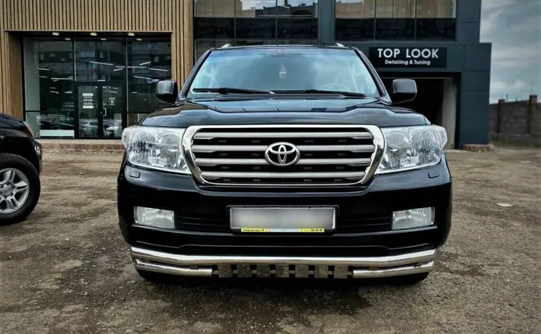 Toyota land cruiser 200 series