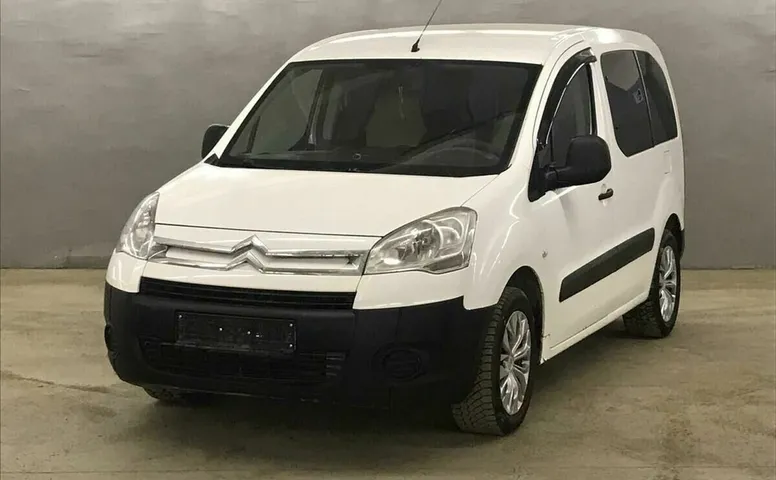 Citroen BERLINGO 1.6 MT (90 л.с.)