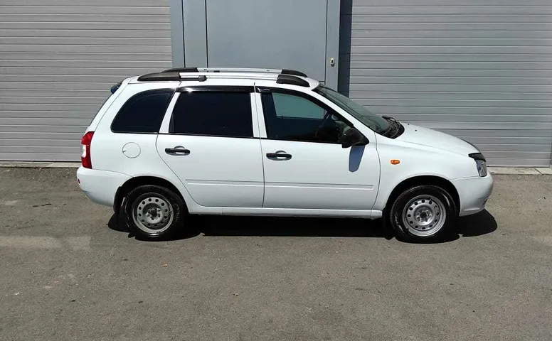 LADA (ВАЗ) KALINA 1.6 MT (81 л.с.)