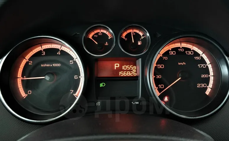 Peugeot 308, 1 поколение