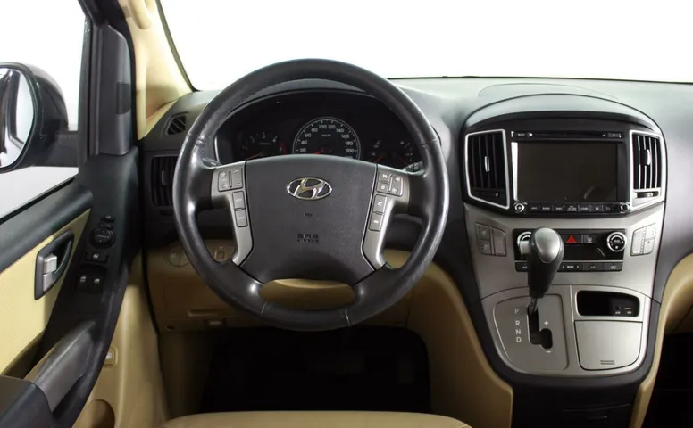 Hyundai H-1