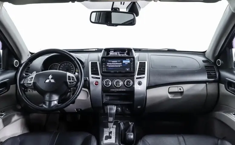 Mitsubishi Pajero Sport