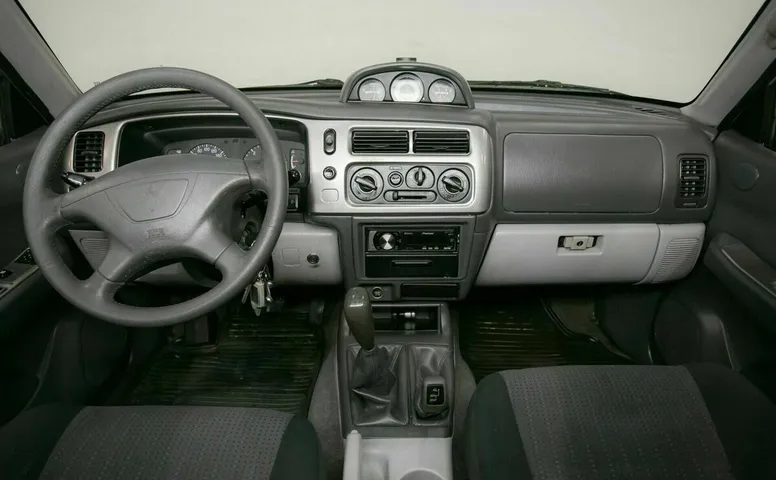 Mitsubishi pajero sport