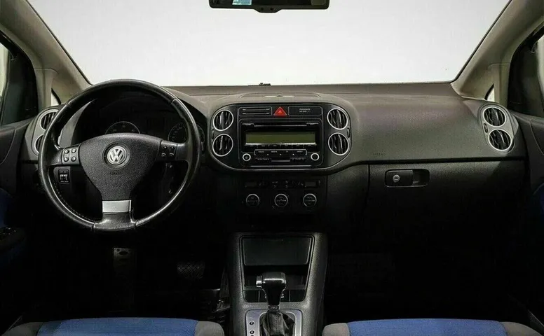 Volkswagen golf plus