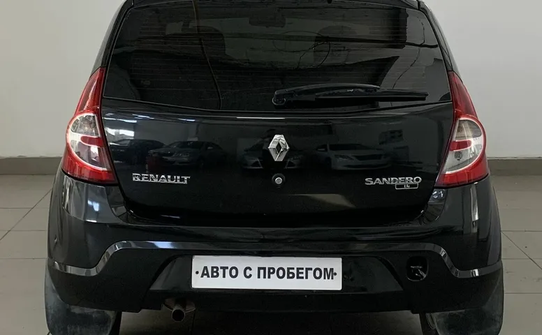 Renault SANDERO 1.4 MT (75 л.с.)