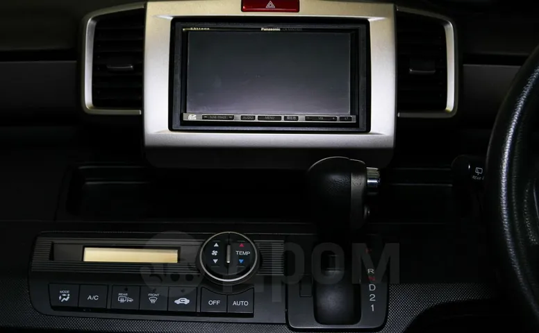 Honda Freed Spike, 1 поколение