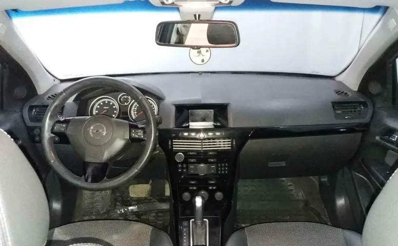 Opel ASTRA 1.8 AT (140 л.с.)