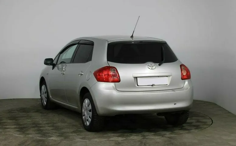 Toyota Auris I