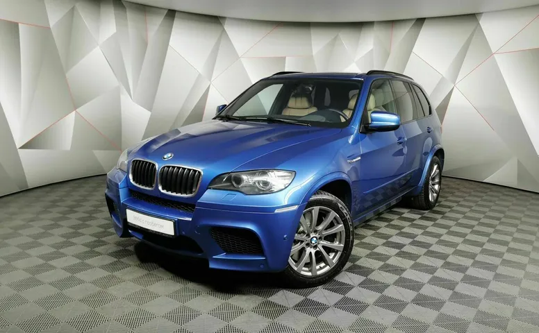 BMW X5 M 4.4 AT (555 л.с.) Синий