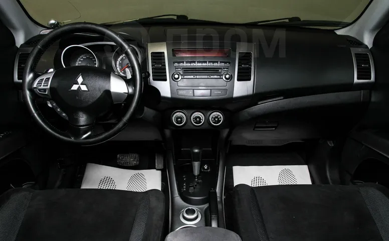 Mitsubishi Outlander, 2 поколение